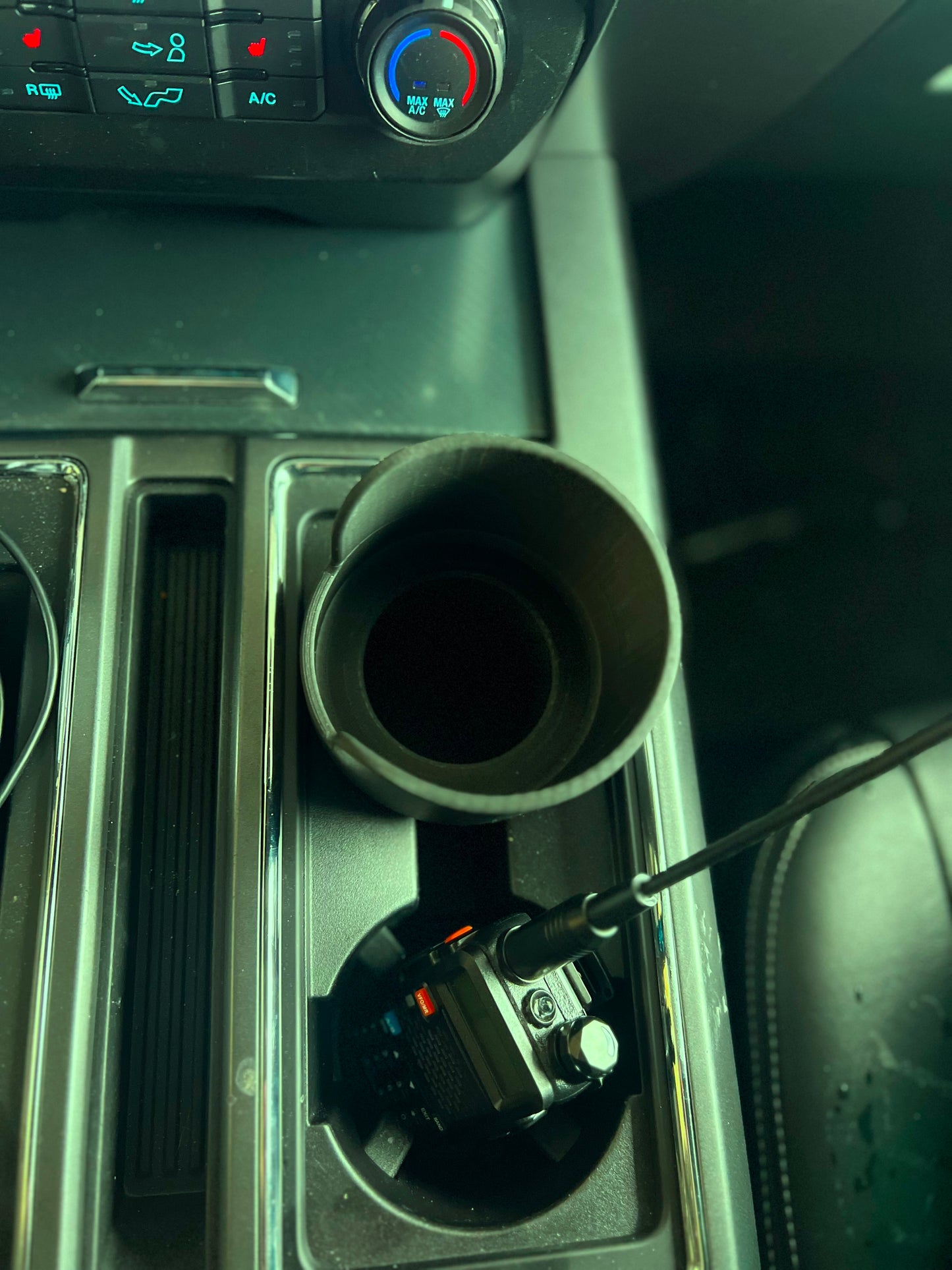 Atlas Cupholder