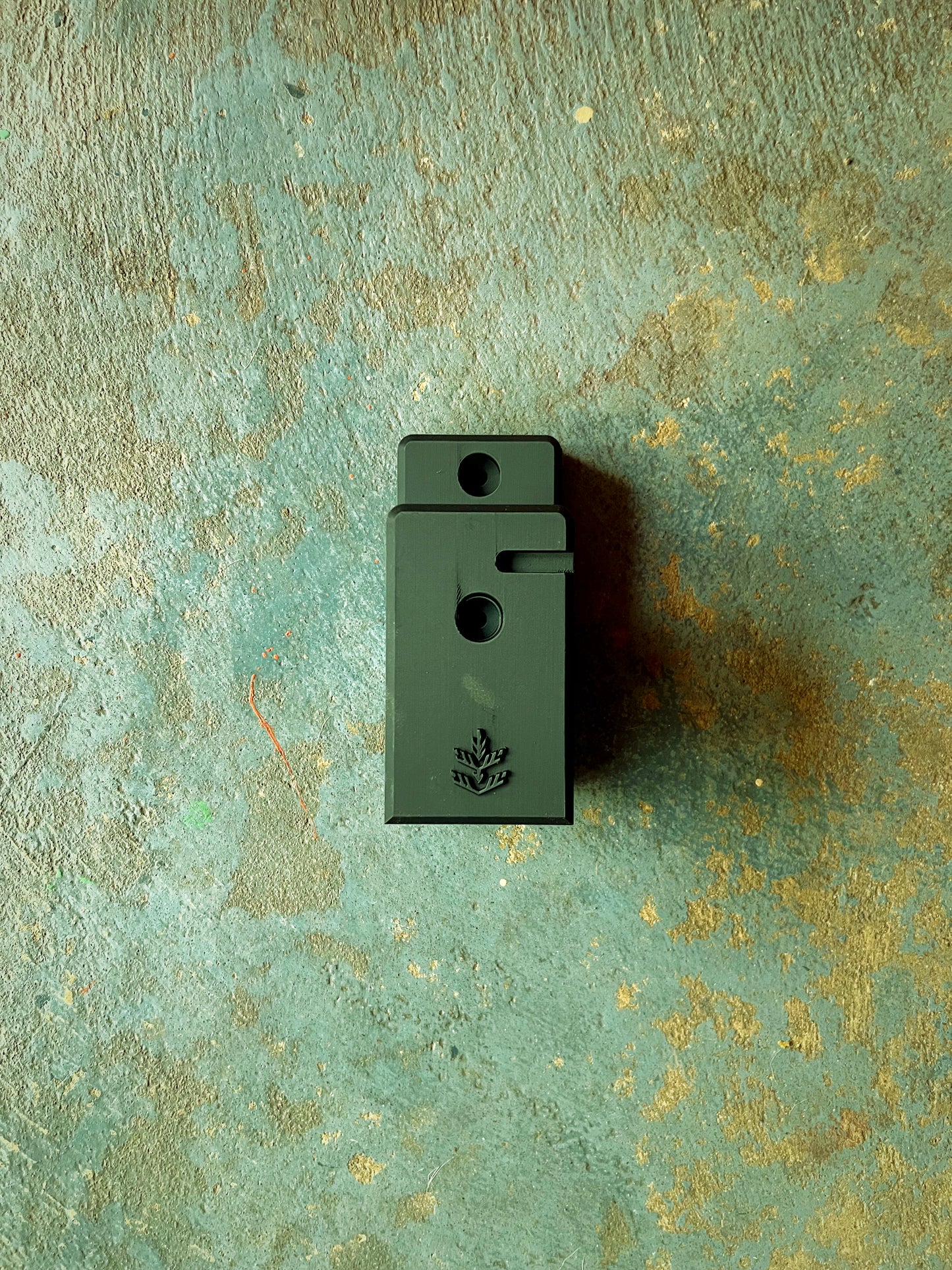 Fortis AR Wall Mount