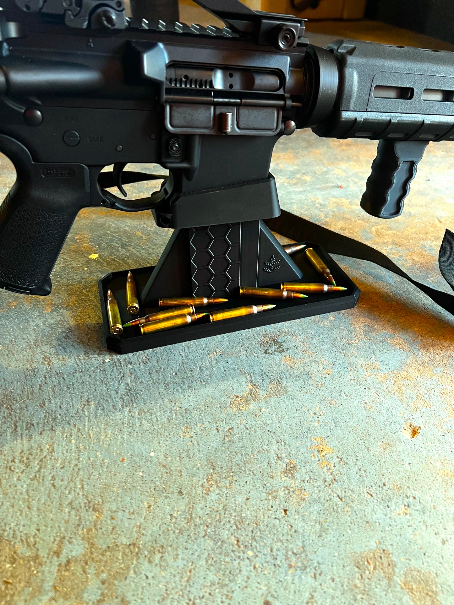 Ionic AR Stand