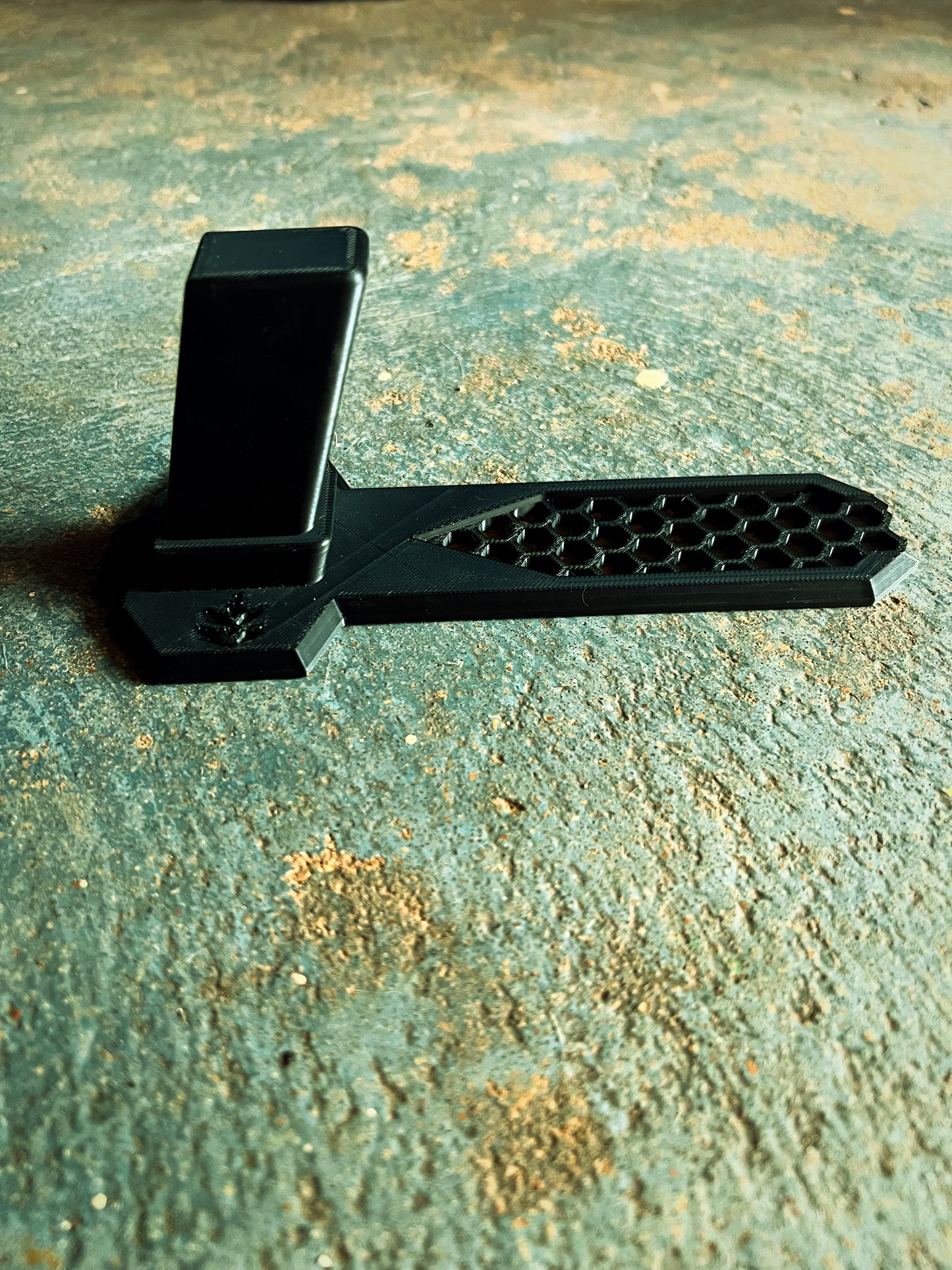 Doric Pistol Stand